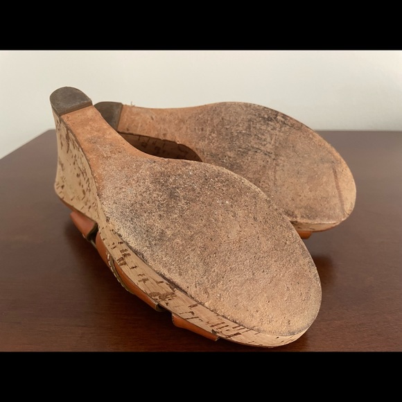 Chloe brown leather cork wedges size 39.5/US 8 (run very small) - Picture 5 of 7